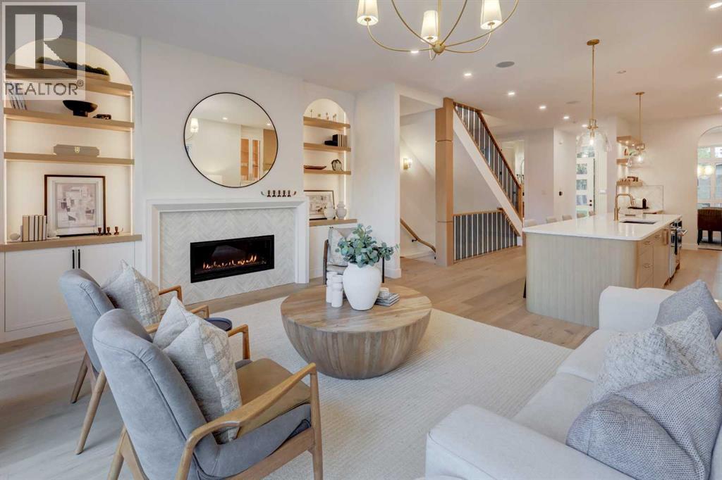 2042 56 Avenue SW - Image 10