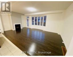 Bedroom 2 - 35 Humberstone Crescent, Brampton, ON L7A4C2 Photo 6