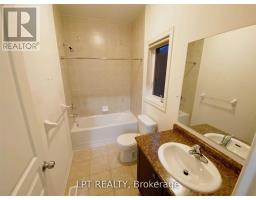 Bedroom 4 - 35 Humberstone Crescent, Brampton, ON L7A4C2 Photo 8