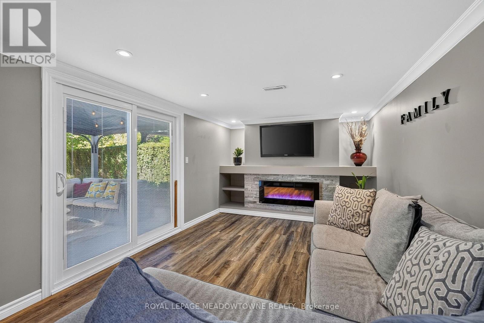 30 METCALFE COURT - Image 17