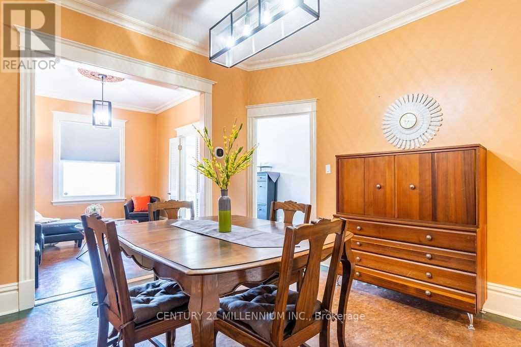 20 DICKSON AVENUE - Image 5