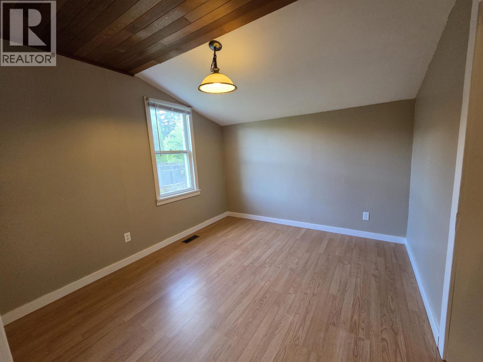 2506 PEAR STREET - 8