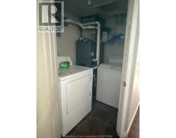 81 Robinson, Leamington, ON N8H1Z2 Photo 8