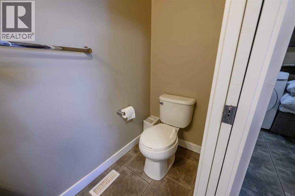 9433 88 Street - Image 10