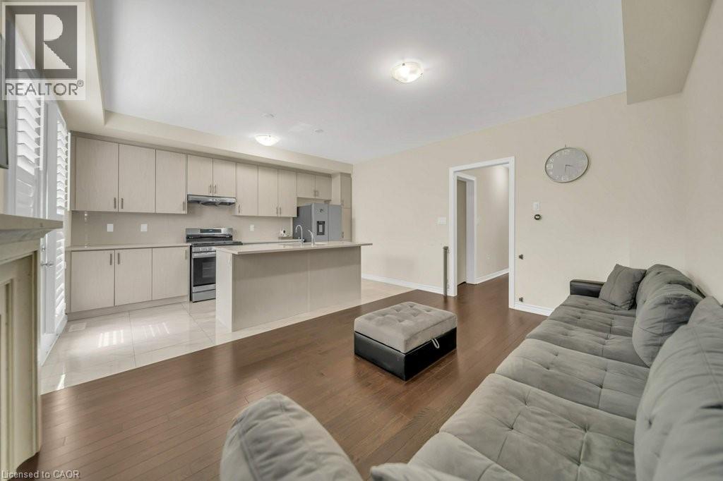 3 CAPTON Street - 11