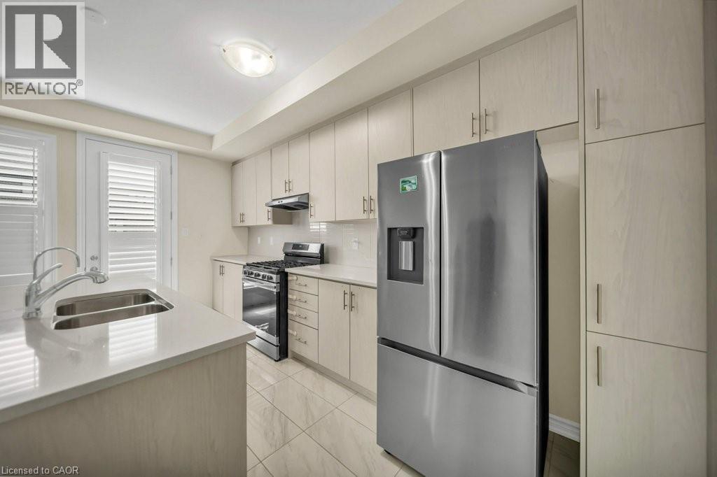 3 CAPTON Street - 13