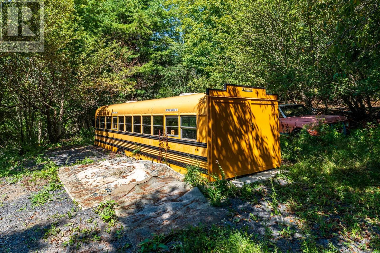 421 Chute Road - Image 39