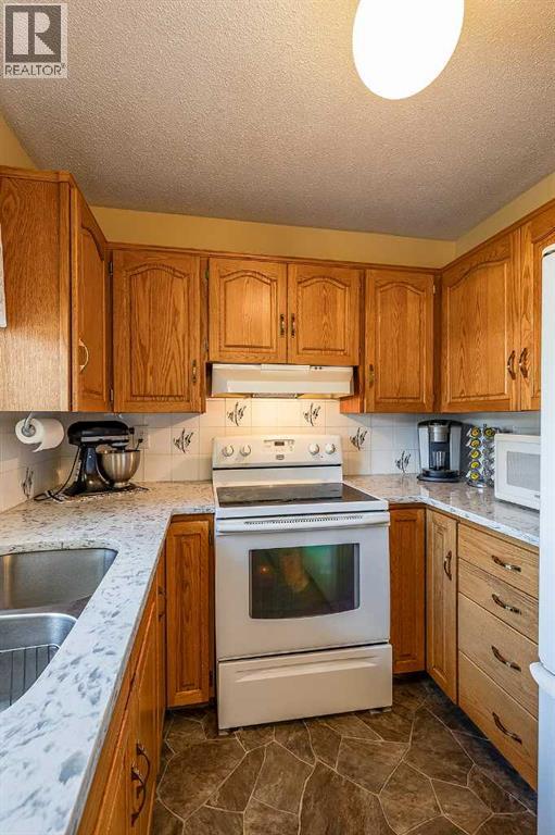 2546 22 Avenue SE - Image 16