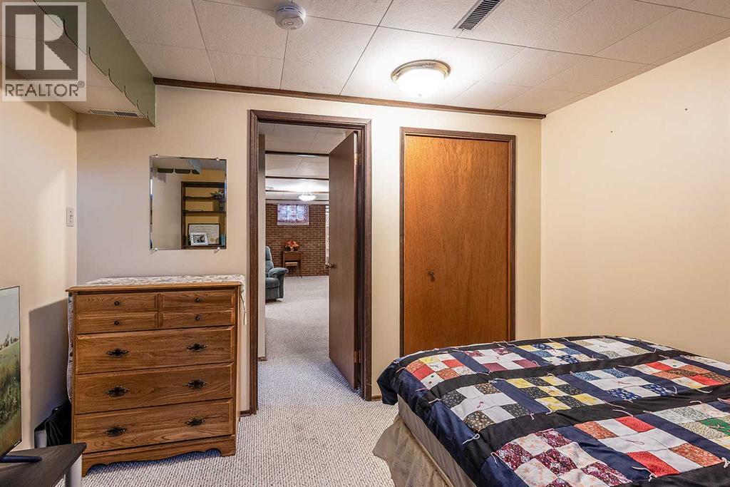 2546 22 Avenue SE - Image 31
