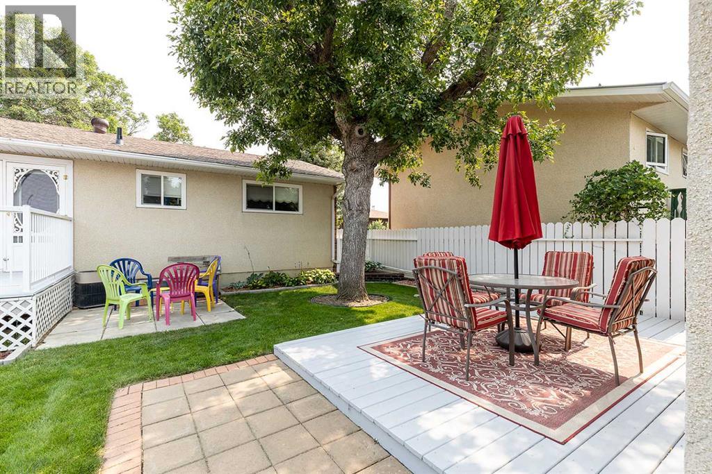 2546 22 Avenue SE - Image 37