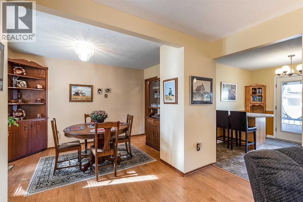 2546 22 Avenue SE - Image 8