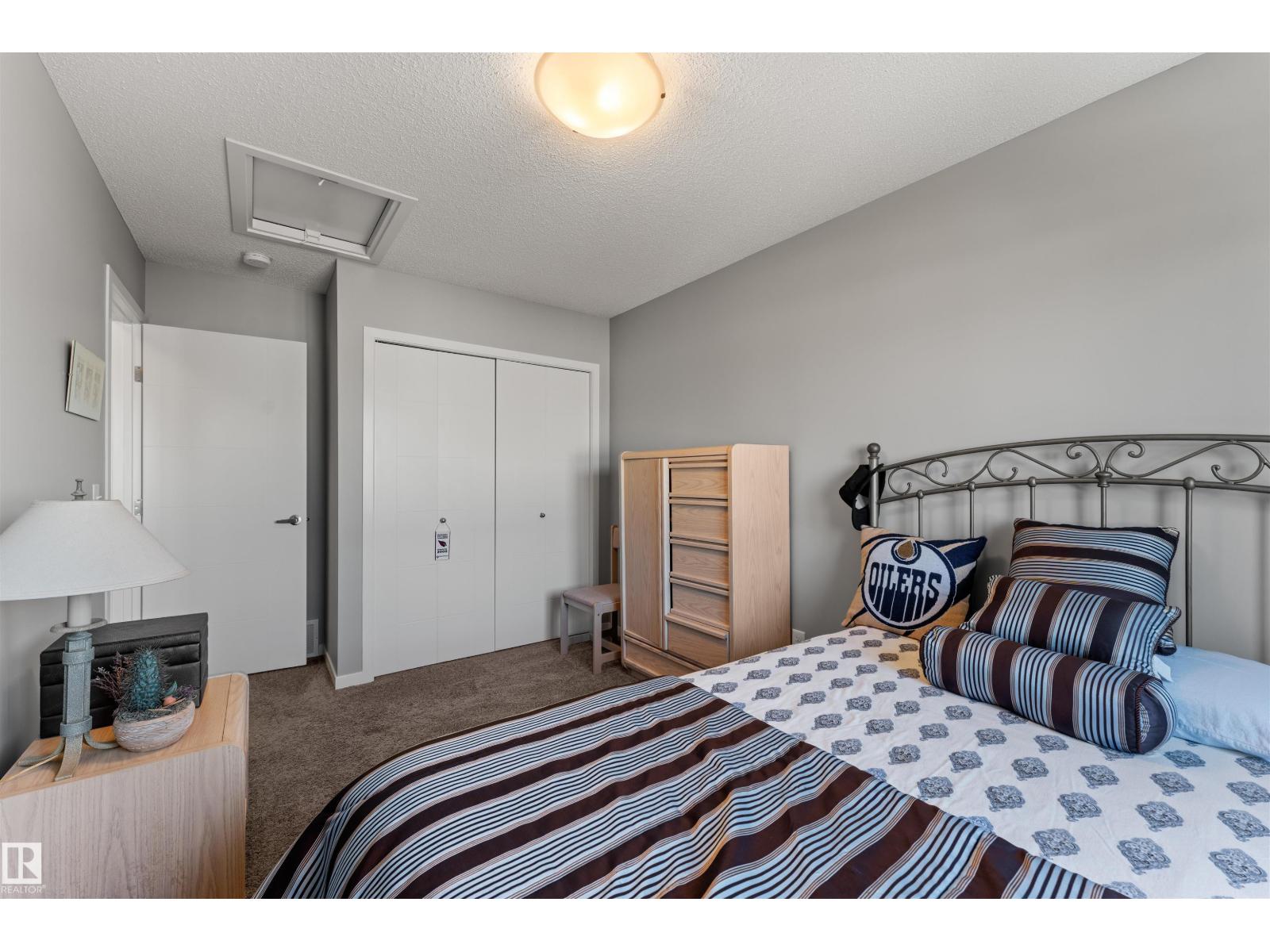 12218 176 AV NW - 25
