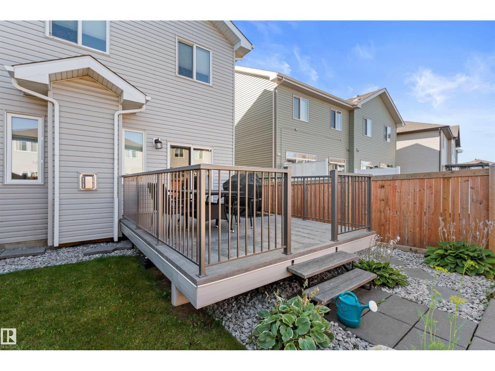 12218 176 AV NW - 33