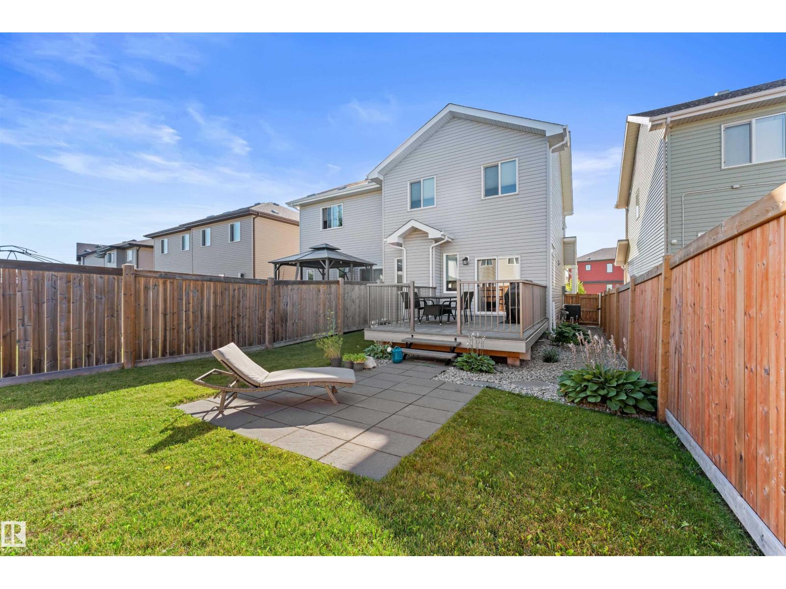 12218 176 AV NW - 35