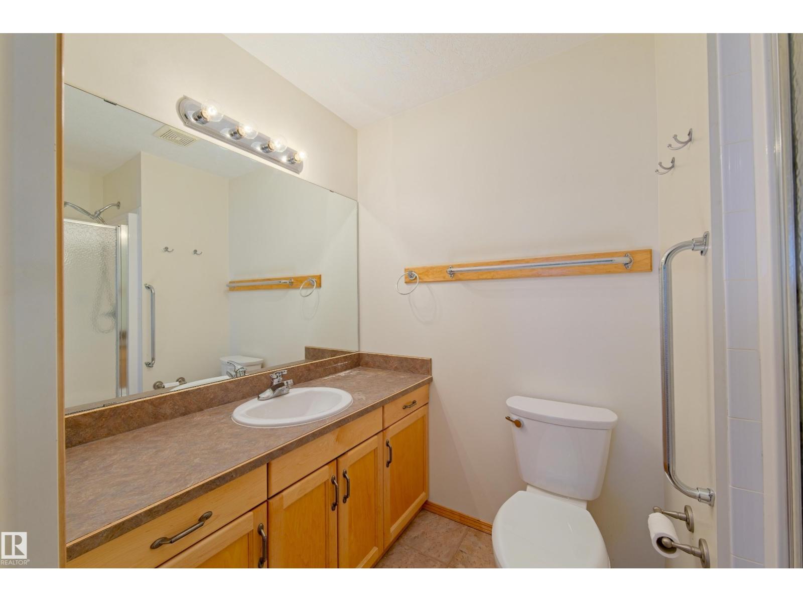 5913 52 Avenue - 30