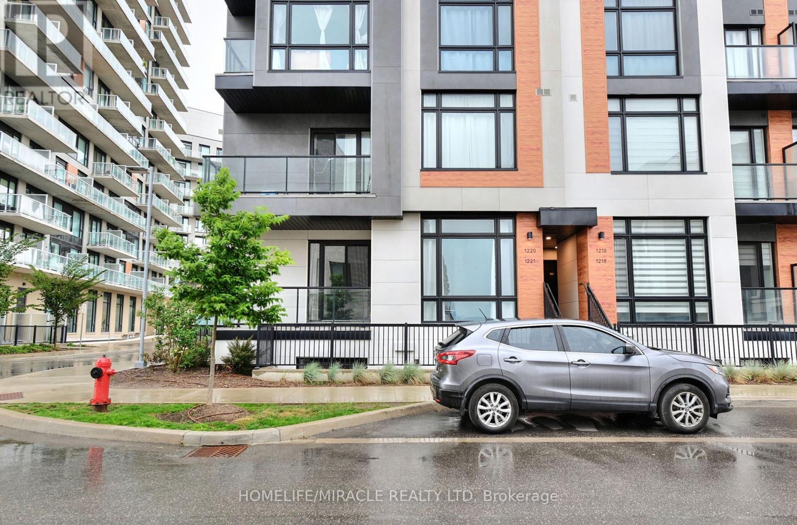 #1221 8 DAVID EYER ROAD - 20