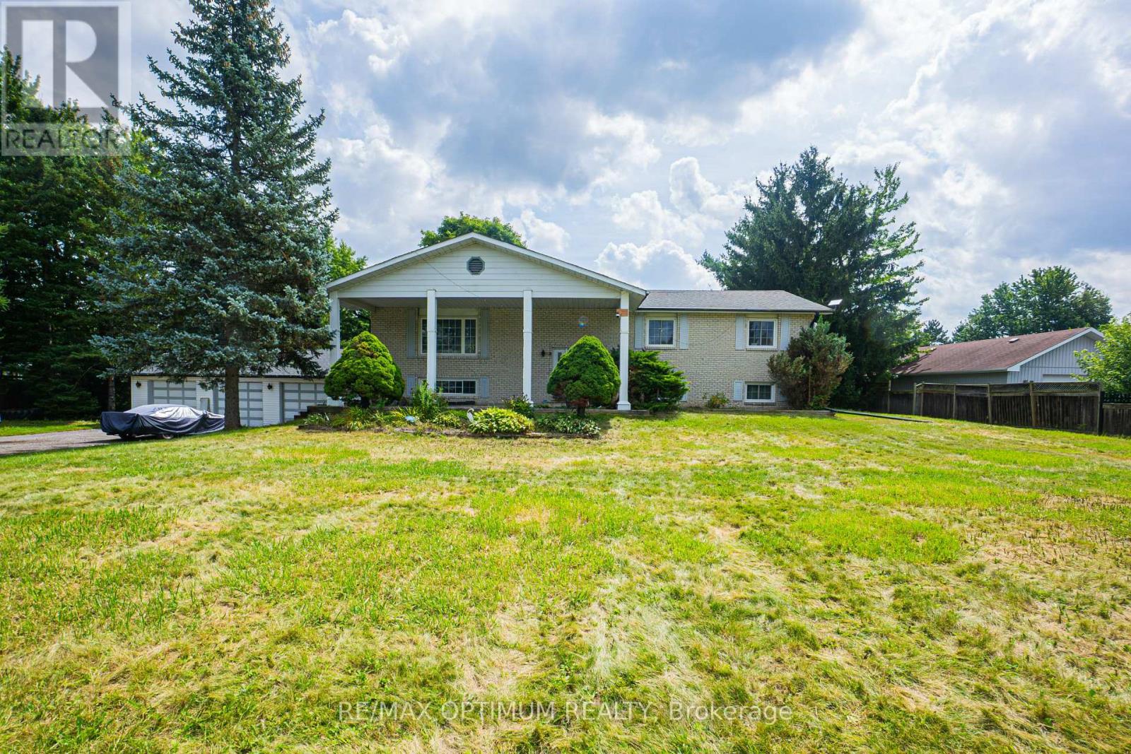 11900 5 SIDE ROAD - 2