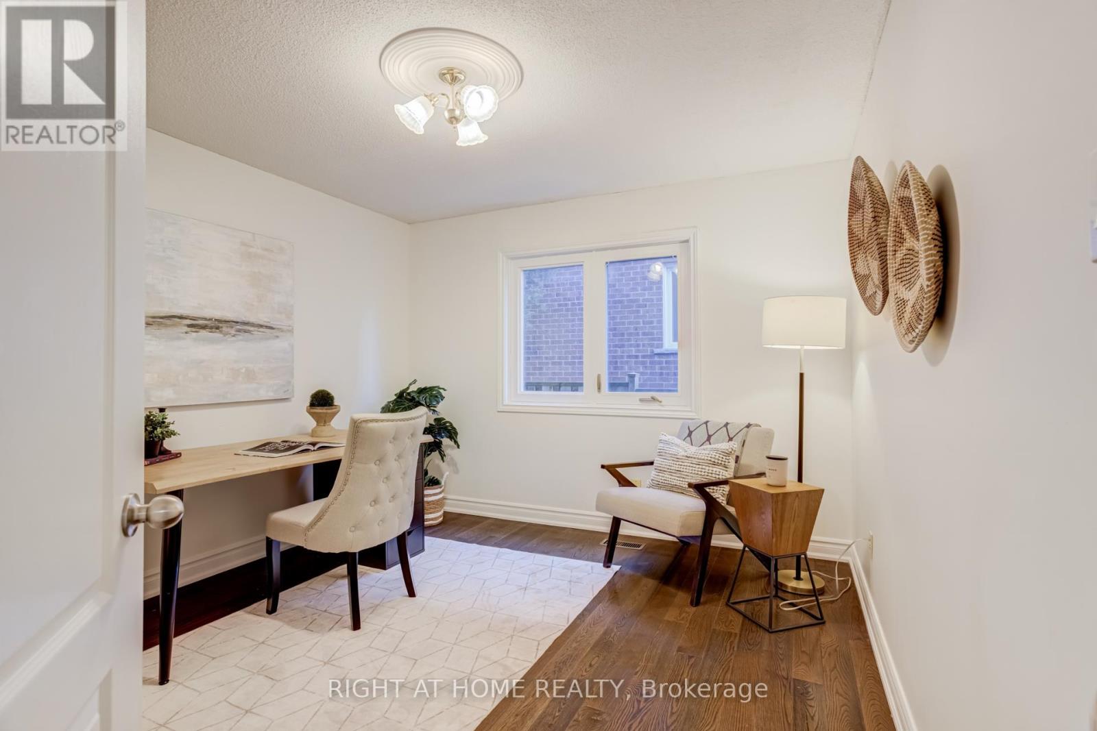 2598 MASON HEIGHTS - 18