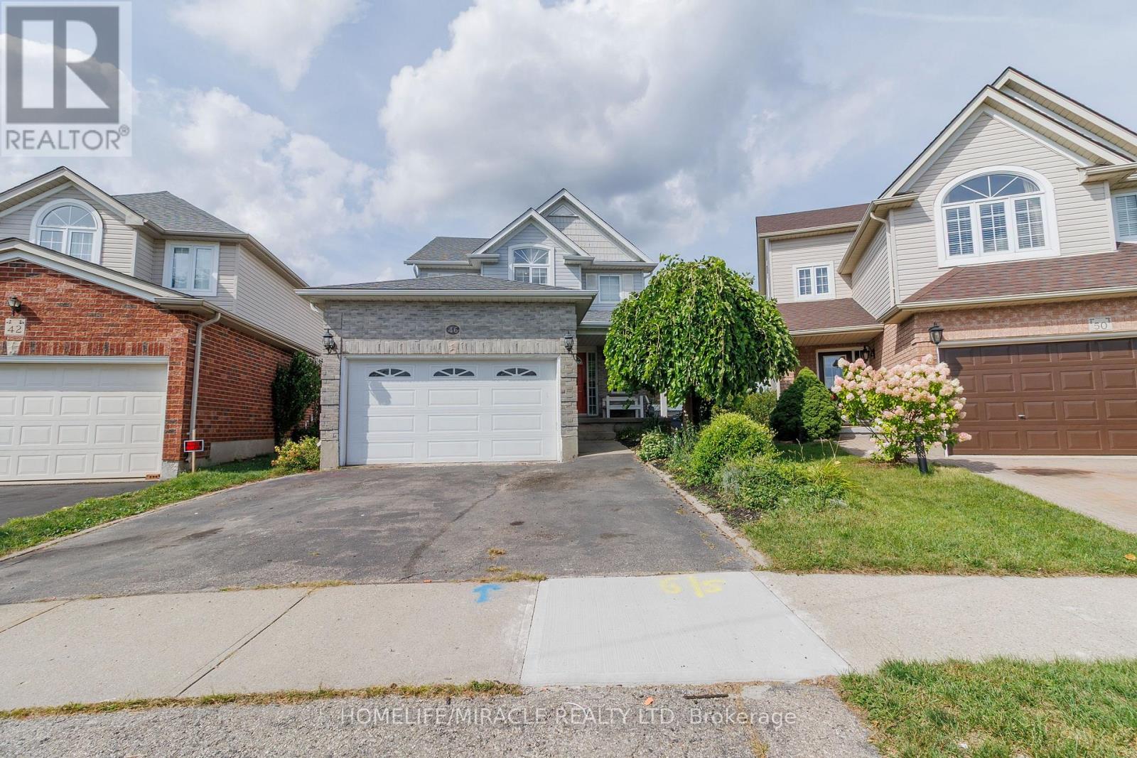 46 HEATHERWOOD PLACE - 2