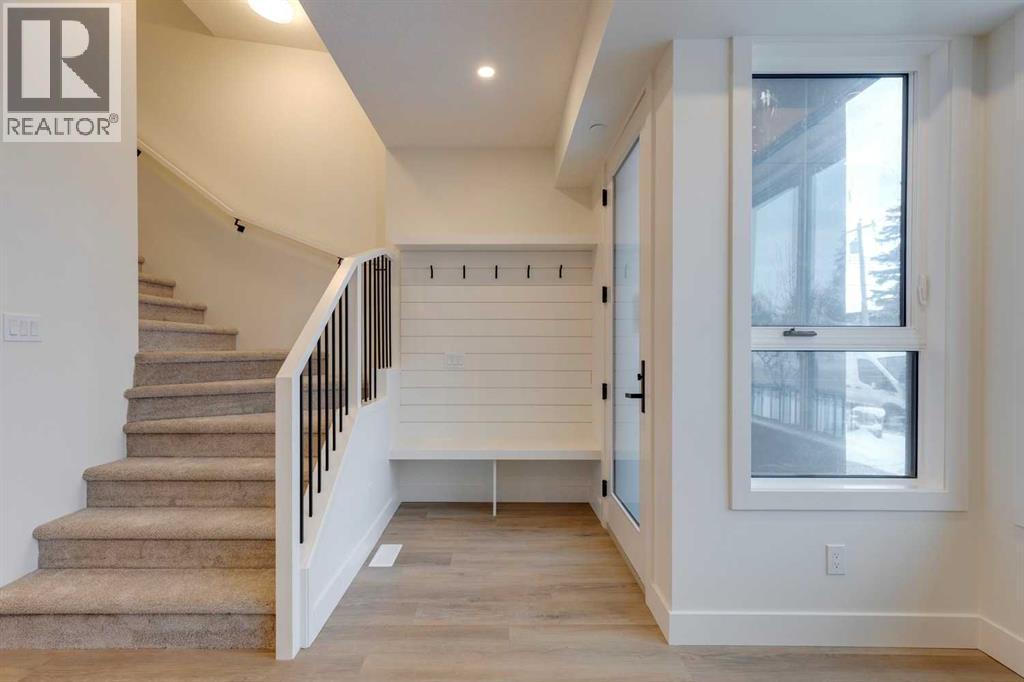 2124 7 Street NW - 8