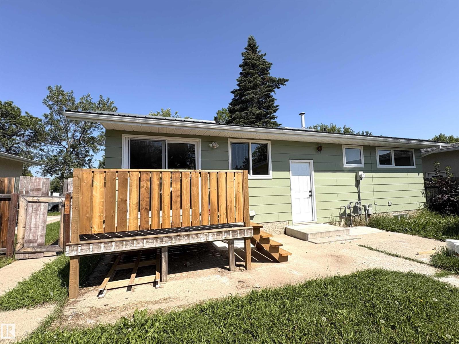 4418 45 AV - Image 19
