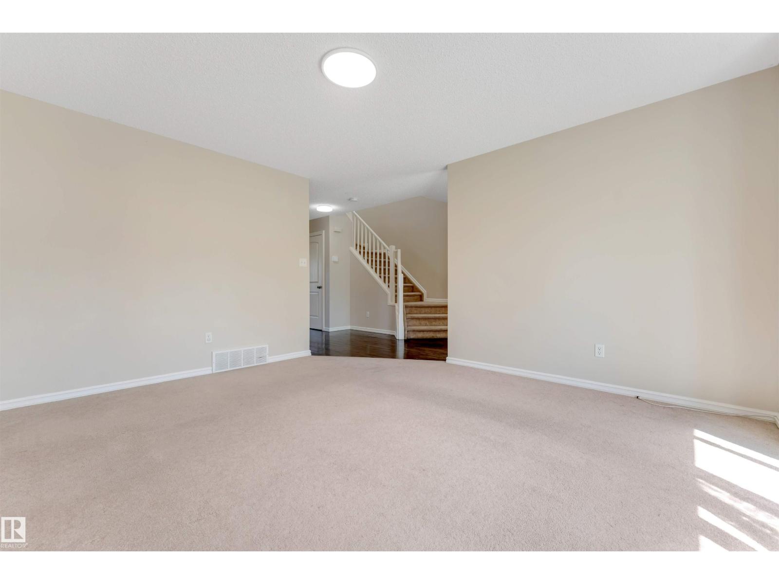 1124 37A AV NW - Image 13