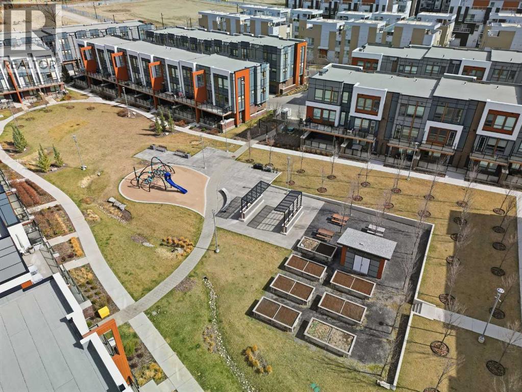 4065 32 Avenue NW - 27