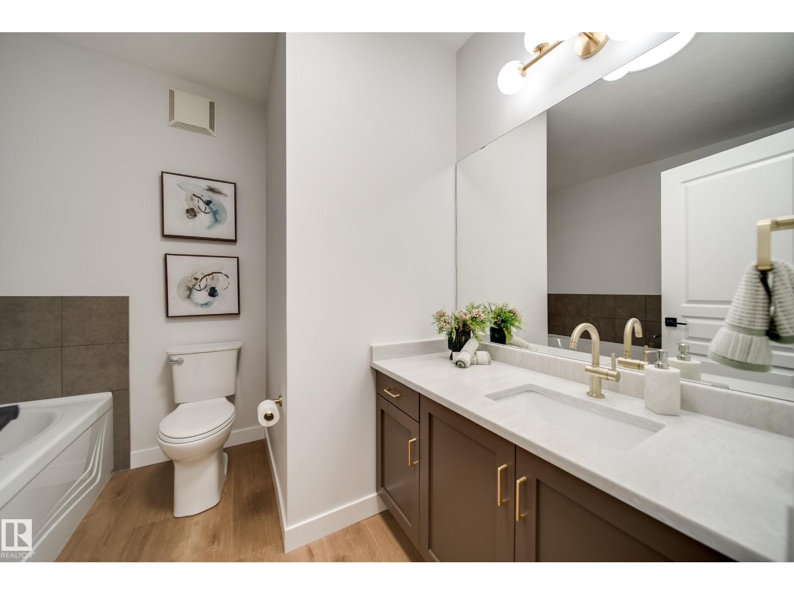 #228 10531 117 ST NW - 20