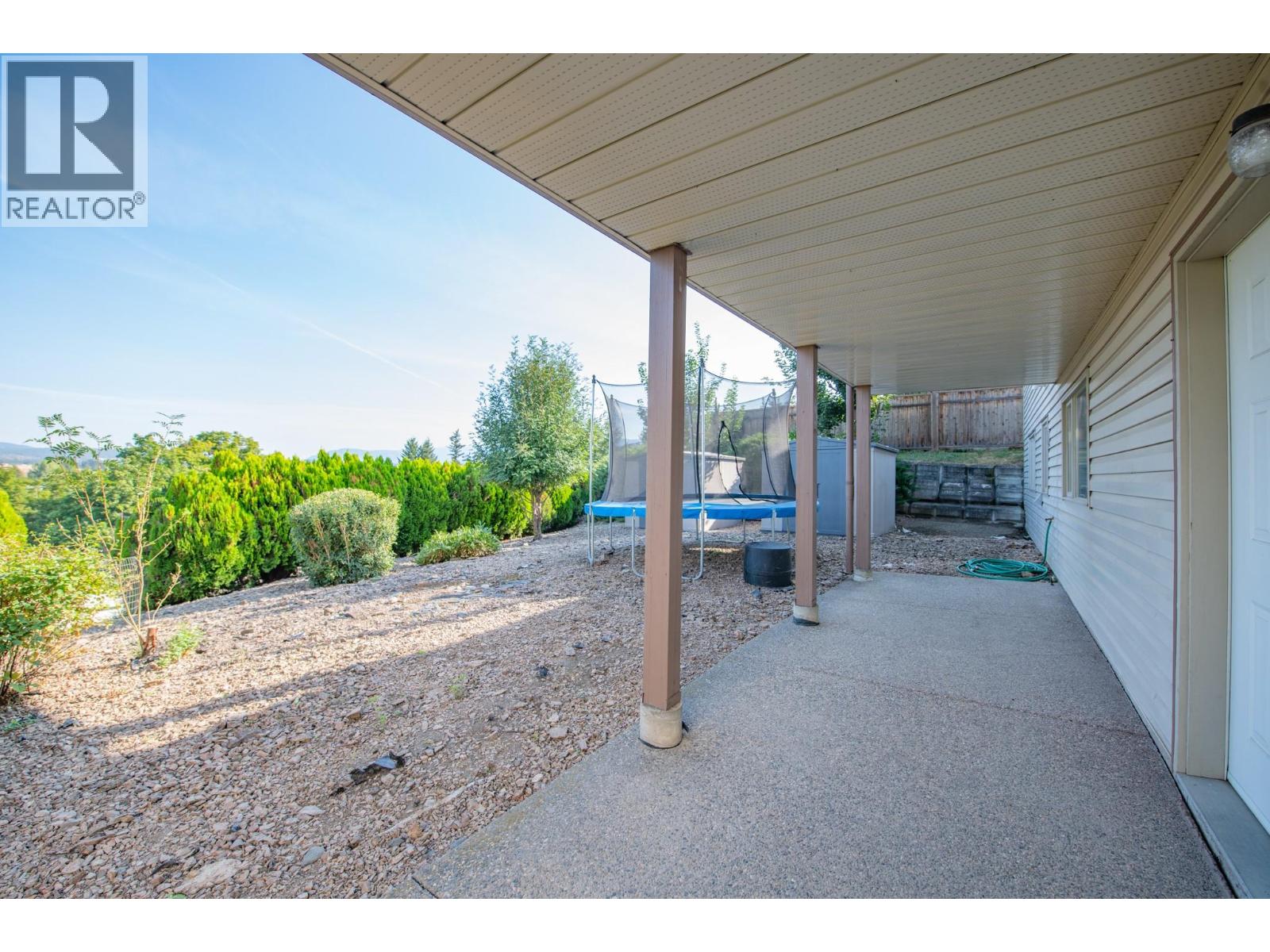 2650 Catherine Crescent - Image 36