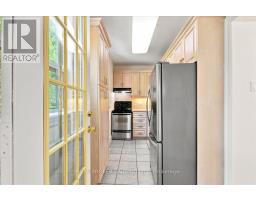 2 - 12 Foxbar Road, Toronto, ON M4V2G6 Photo 8