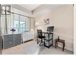 201 - 60 Fairfax Crescent, Toronto, ON M1L0E1 Photo 9