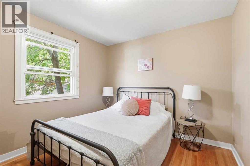 2512 19 Street NW - 11