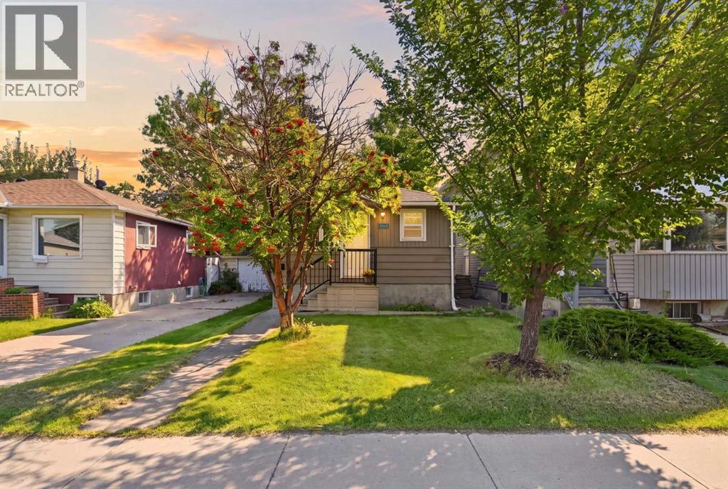 2512 19 Street NW, Calgary, Alberta, T2M3V4