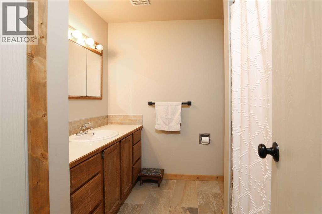 473 Pineridge Way - Image 25