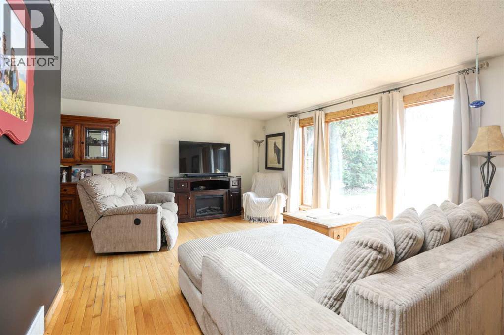 473 Pineridge Way - Image 3