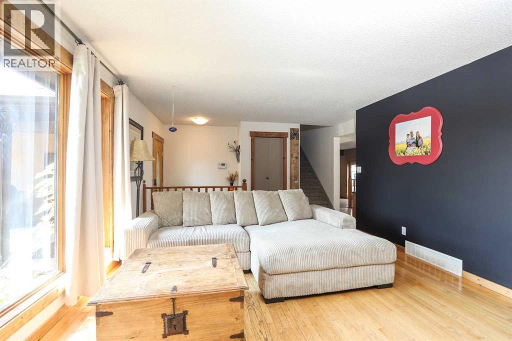 473 Pineridge Way - Image 4