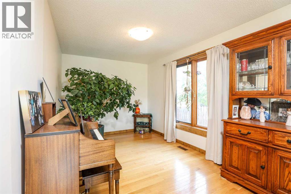 473 Pineridge Way - Image 5