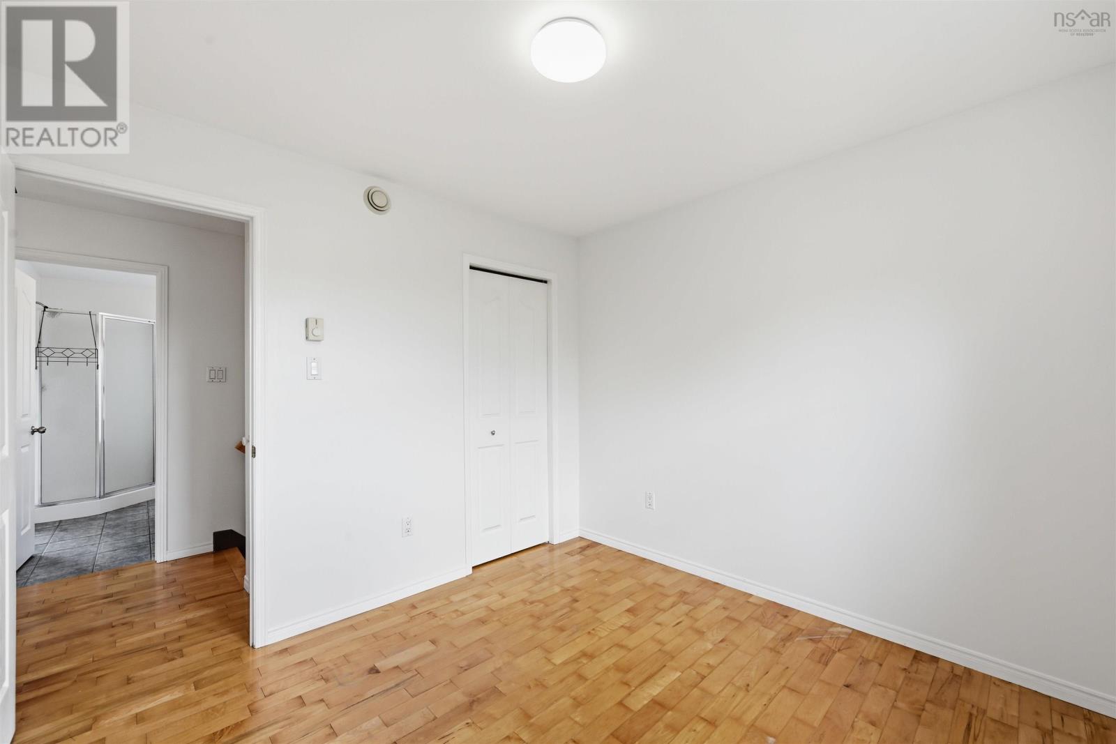 187 James Street - 22