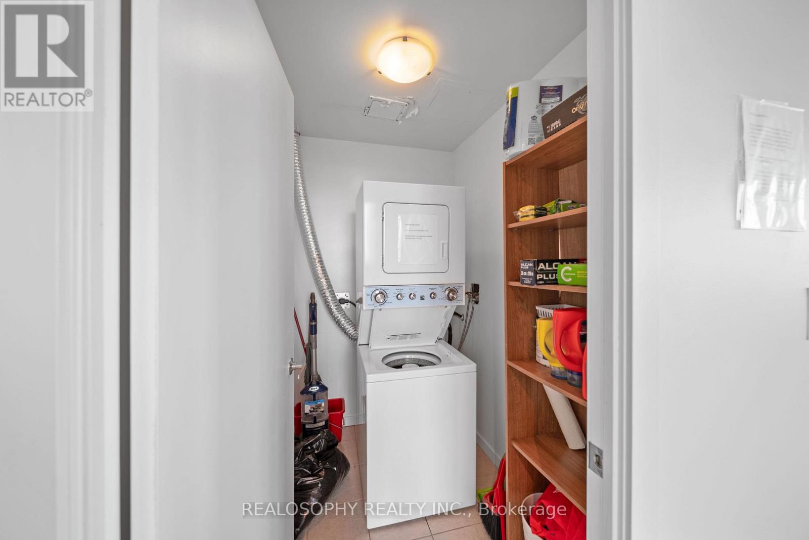 #4305 65 BREMNER BOULEVARD - Image 14