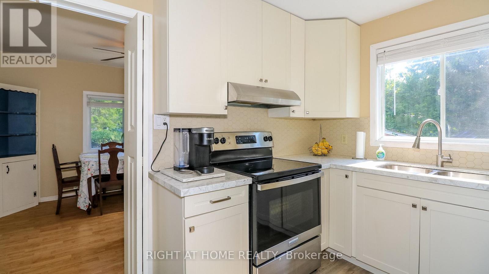 774 JAMES STREET - Image 25