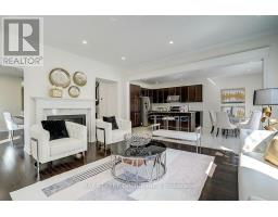 5 Blacksmith Trail, East Gwillimbury, ON L9N0R4 Photo 12
