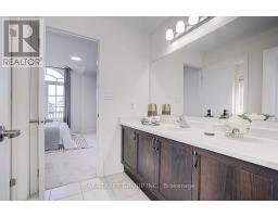 5 Blacksmith Trail, East Gwillimbury, ON L9N0R4 Photo 22
