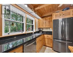 Kitchen - 29 Doran Road, Springwater, ON L9X1L3 Photo 12