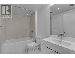 Bathroom - 910 - 30 Samuel Wood Way, Toronto, ON M9B1B1 Photo 7