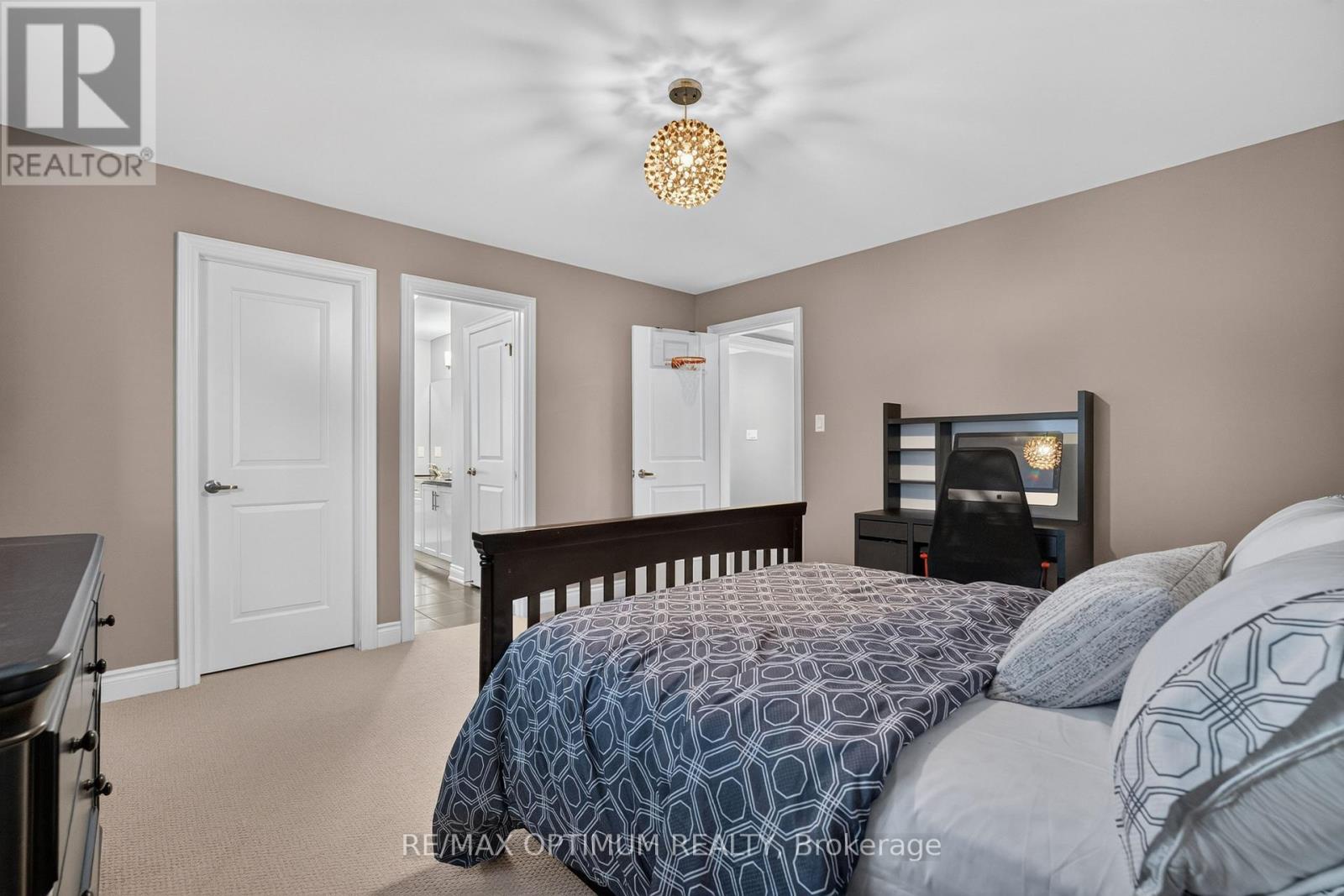 9165 CREDITVIEW ROAD - 30