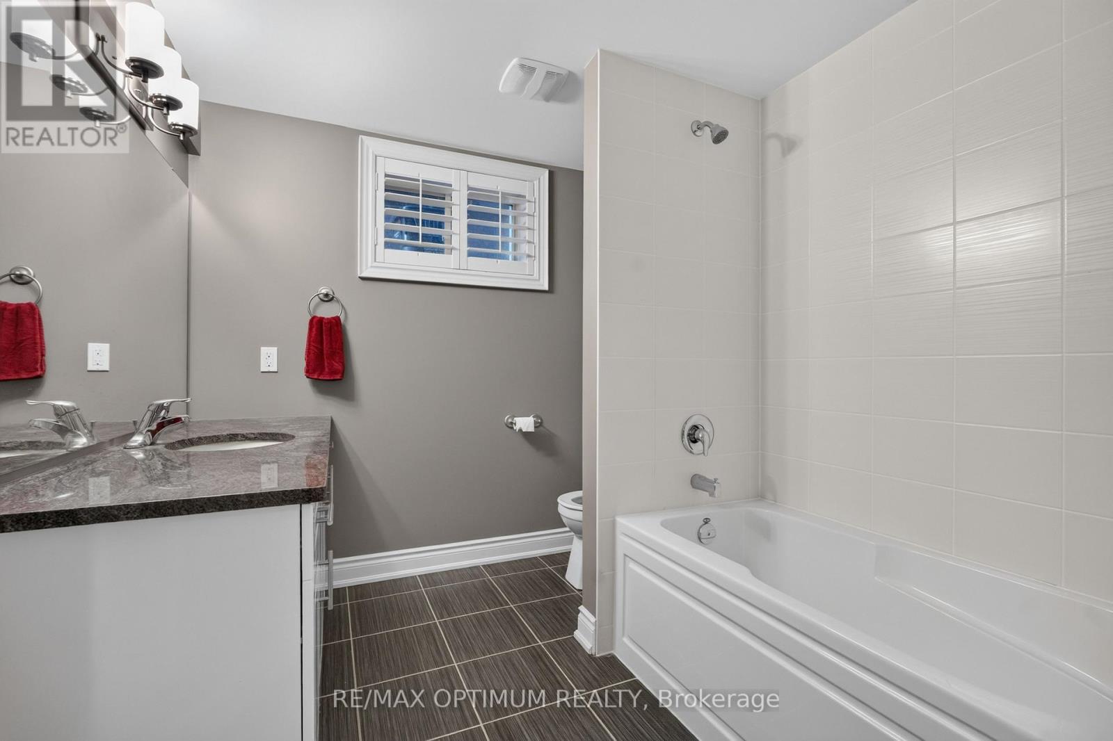 9165 CREDITVIEW ROAD - 44