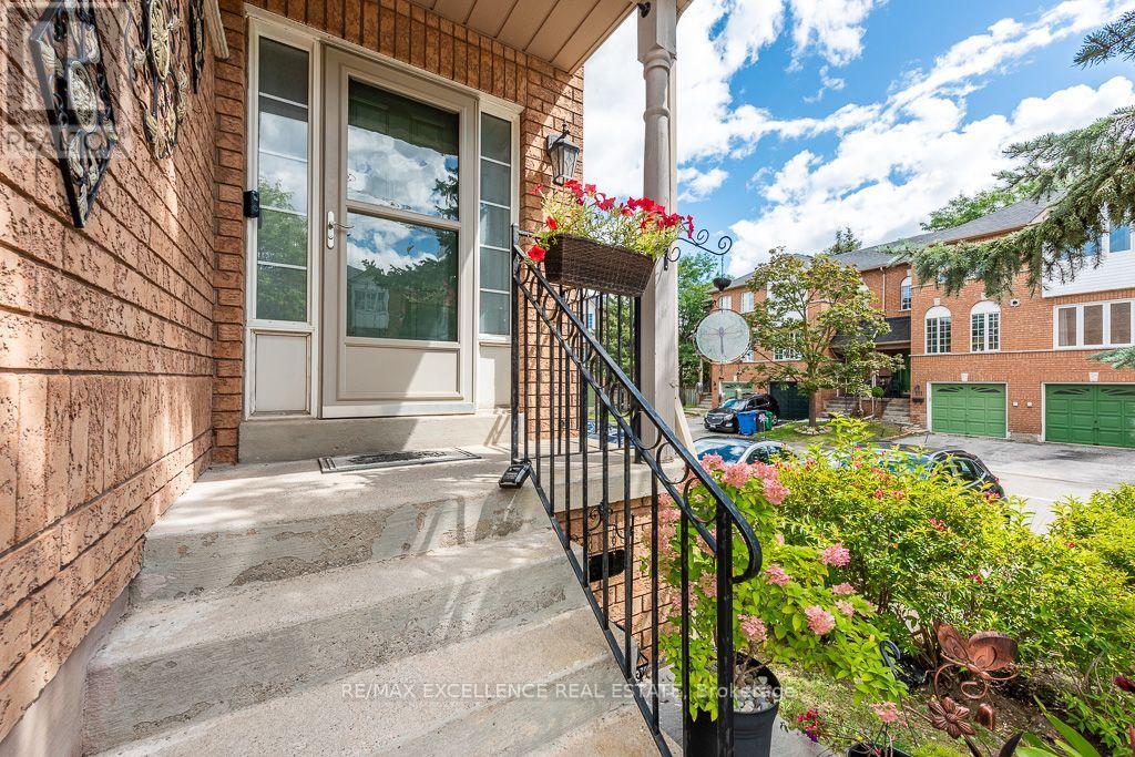 #82 65 BRICKYARD WAY - Image 4