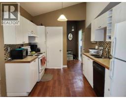 4pc Bathroom - 355 4 Street W, Drumheller, AB T0J0Y3 Photo 6
