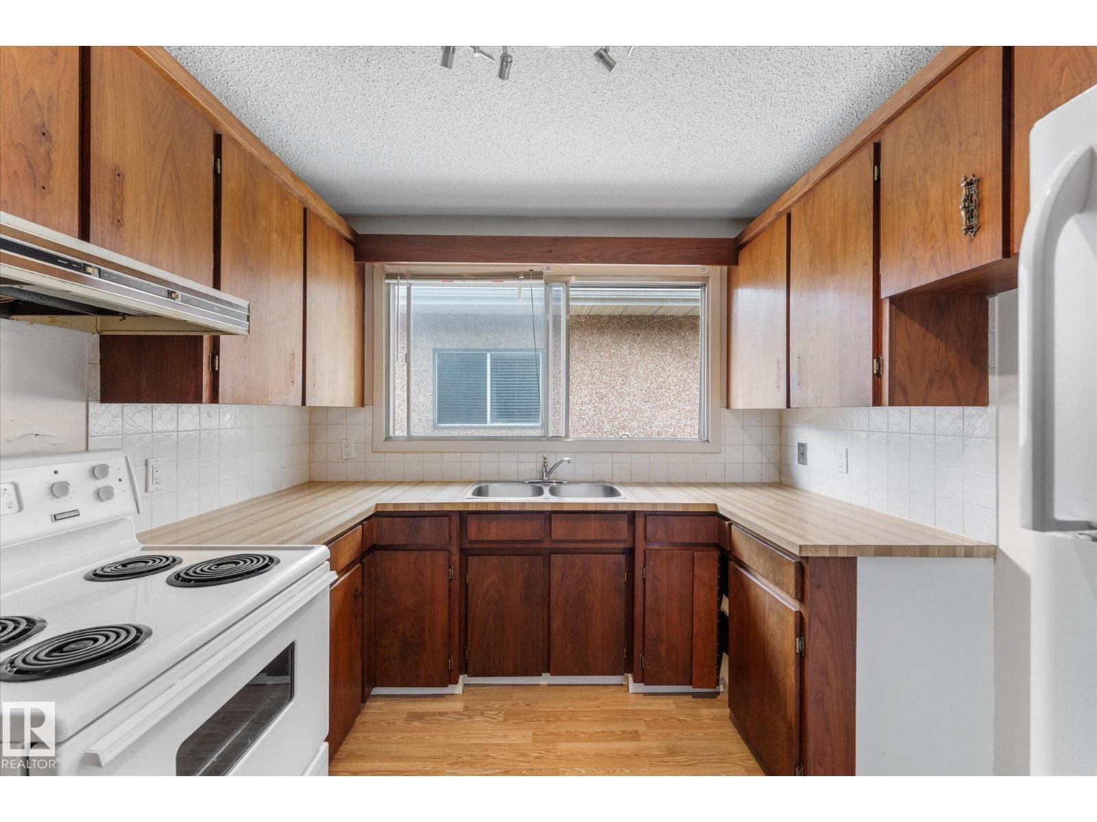 [private address] - Image 11