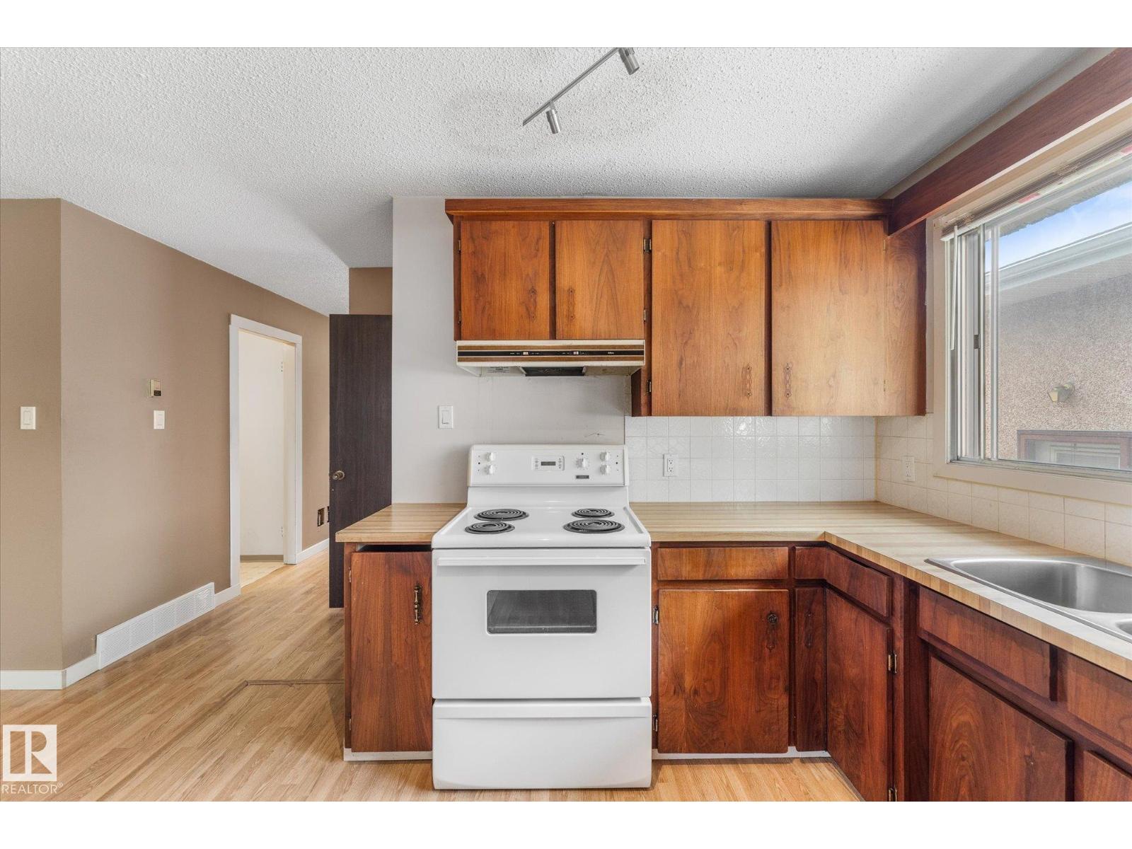 [private address] - Image 12